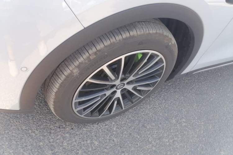 Used Leapmotor C11 2026 All-Electric 640 LiDAR Prestige Edition Left Front Wheel Hub