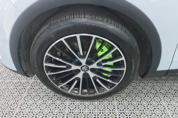 Used Leapmotor C11 2026 All-Electric 640 LiDAR Prestige Edition Left Front Wheel Hub