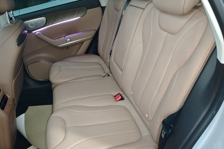 Used Leapmotor C11 2026 All-Electric 640 LiDAR Prestige Edition Left Rear Seat