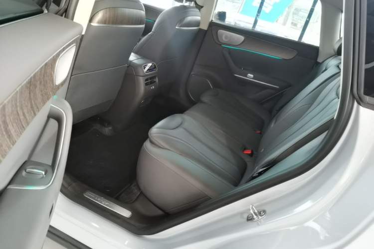 Used Leapmotor C11 2026 All-Electric 640 LiDAR Prestige Edition Left Rear Seat