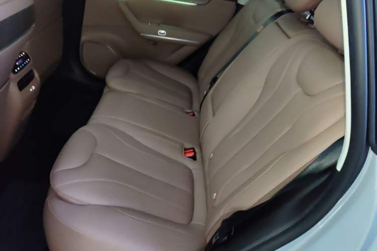 Used Leapmotor C11 2026 All-Electric 640 LiDAR Prestige Edition Left Rear Seat