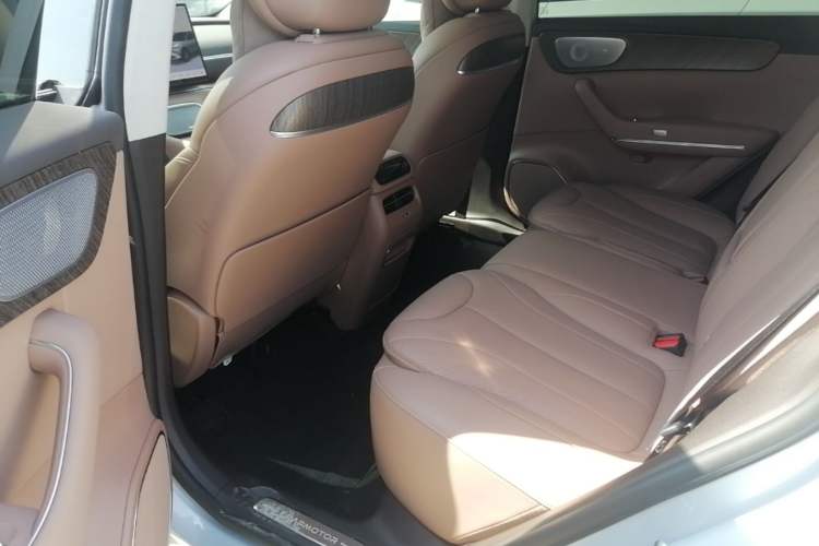 Used Leapmotor C11 2026 All-Electric 640 LiDAR Prestige Edition Left Rear Seat