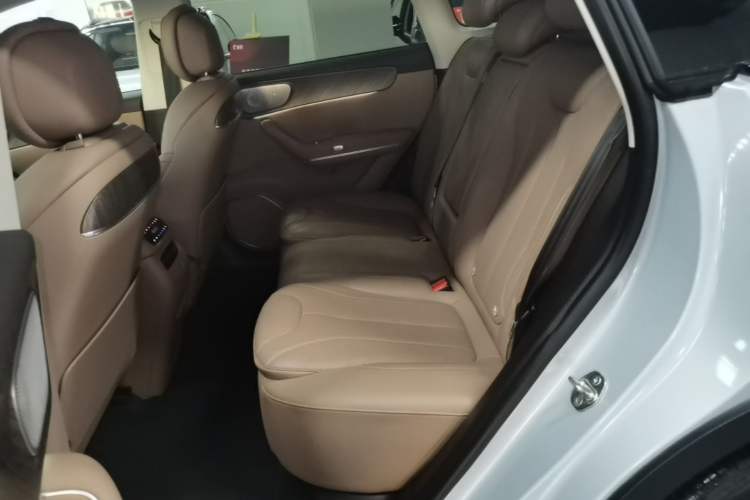 Used Leapmotor C11 2026 All-Electric 640 LiDAR Prestige Edition Left Rear Seat