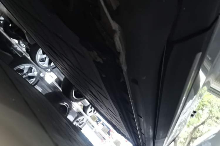 Used Leapmotor C11 2026 All-Electric 640 LiDAR Prestige Edition Left Side Sill