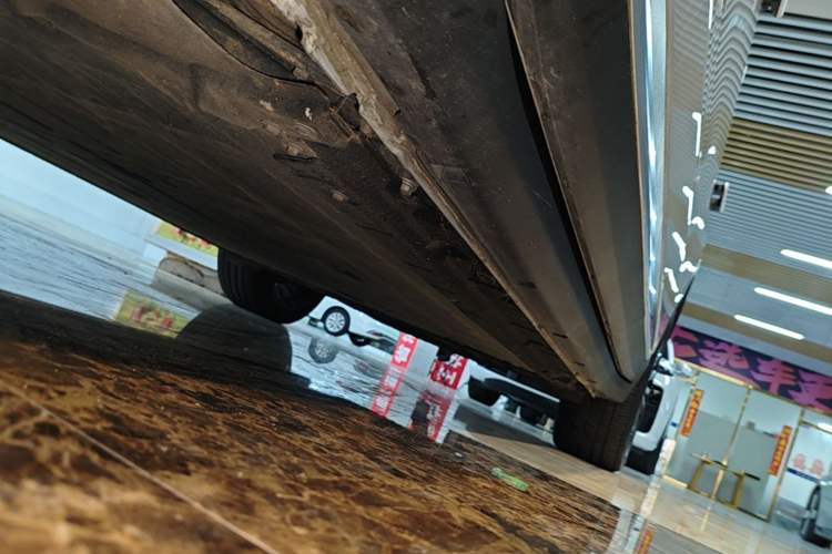 Used Leapmotor C11 2026 All-Electric 640 LiDAR Prestige Edition Left Side Sill