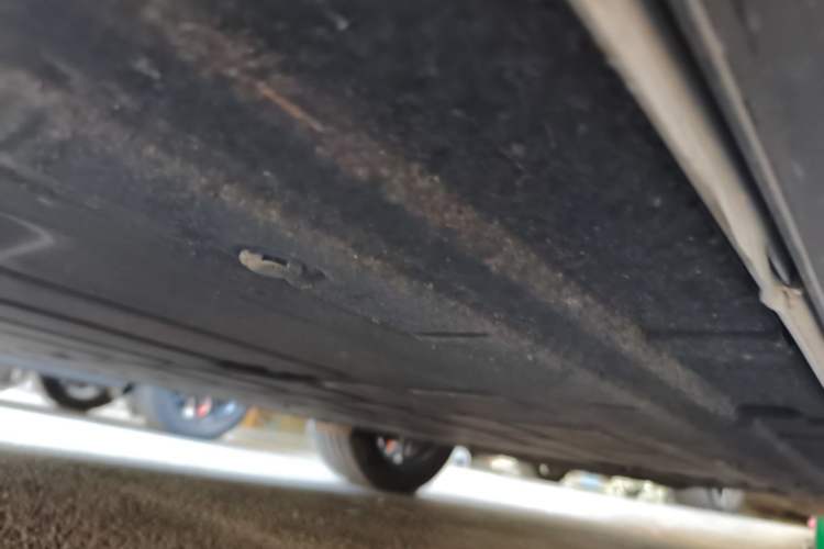 Used Leapmotor C11 2026 All-Electric 640 LiDAR Prestige Edition Left Side Sill