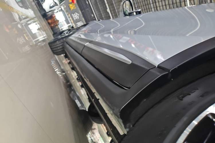 Used Leapmotor C11 2026 All-Electric 640 LiDAR Prestige Edition Left Side Sill
