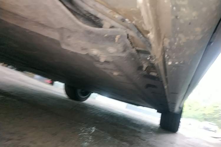 Used Leapmotor C11 2026 All-Electric 640 LiDAR Prestige Edition Left Side Sill