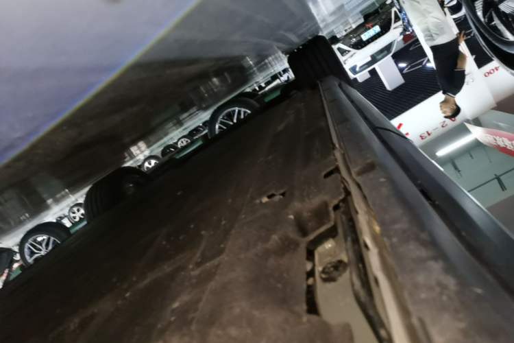 Used Leapmotor C11 2026 All-Electric 640 LiDAR Prestige Edition Left Side Sill
