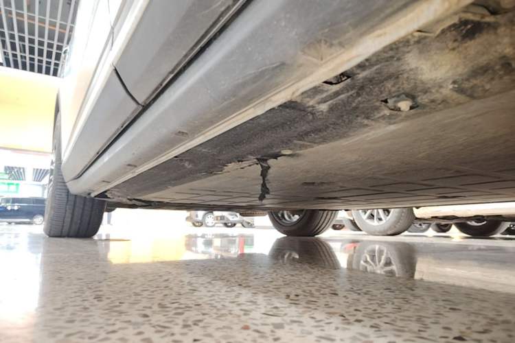 Used Leapmotor C11 2026 All-Electric 640 LiDAR Prestige Edition Left Side Sill