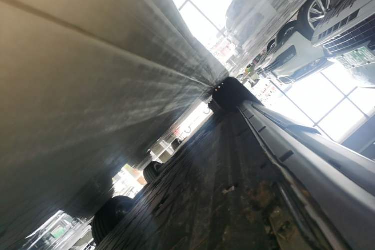 Used Leapmotor C11 2026 All-Electric 640 LiDAR Prestige Edition Left Side Sill