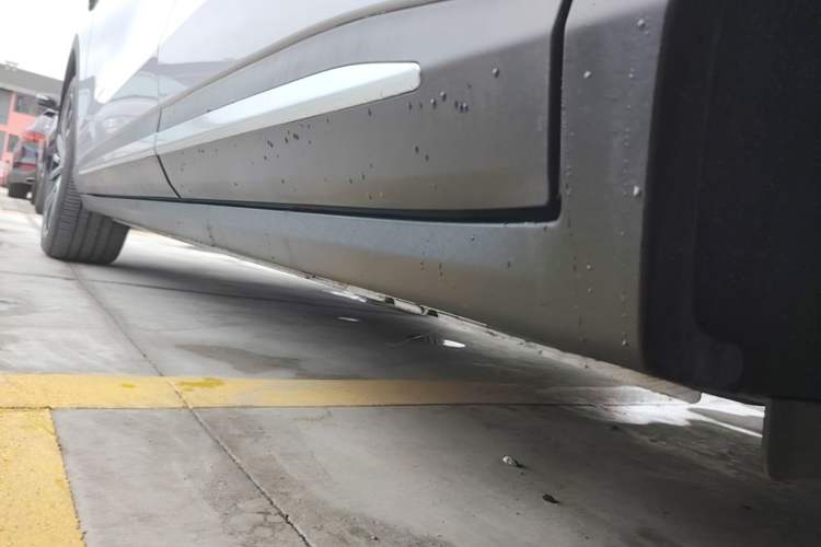 Used Leapmotor C11 2026 All-Electric 640 LiDAR Prestige Edition Left Side Sill
