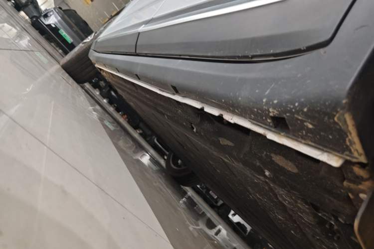 Used Leapmotor C11 2026 All-Electric 640 LiDAR Prestige Edition Left Side Sill