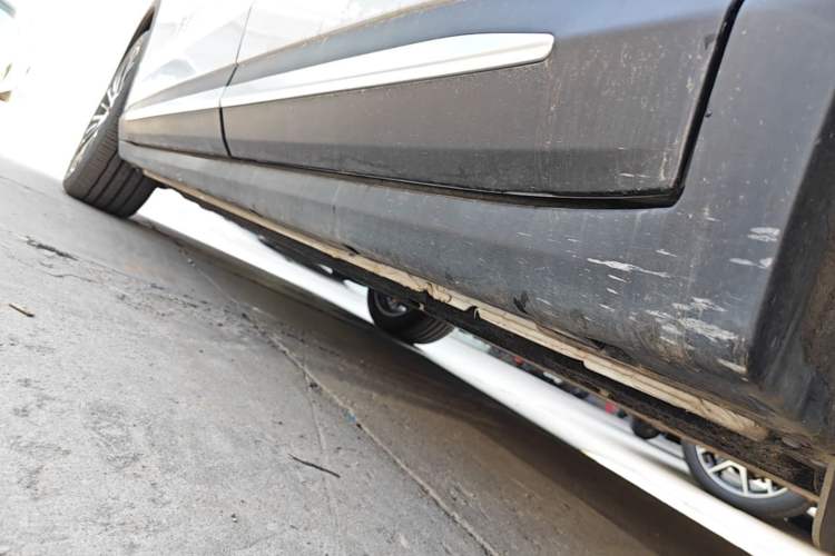 Used Leapmotor C11 2026 All-Electric 640 LiDAR Prestige Edition Left Side Sill