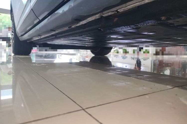 Used Leapmotor C11 2026 All-Electric 640 LiDAR Prestige Edition Left Side Sill
