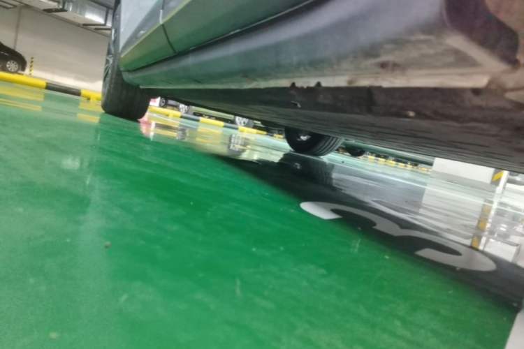 Used Leapmotor C11 2026 All-Electric 640 LiDAR Prestige Edition Left Side Sill