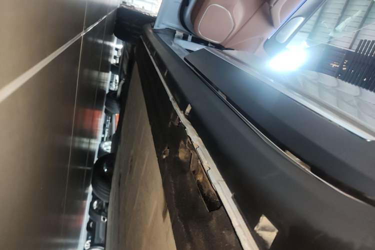 Used Leapmotor C11 2026 All-Electric 640 LiDAR Prestige Edition Left Side Sill
