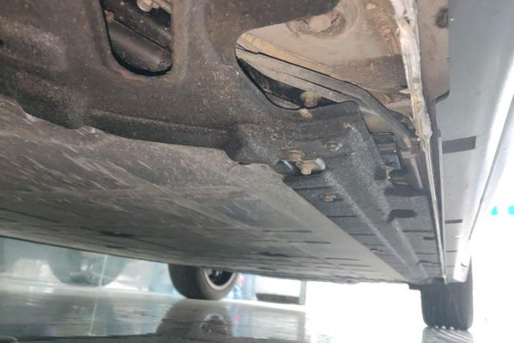 Used Leapmotor C11 2026 All-Electric 640 LiDAR Prestige Edition Left Side Sill