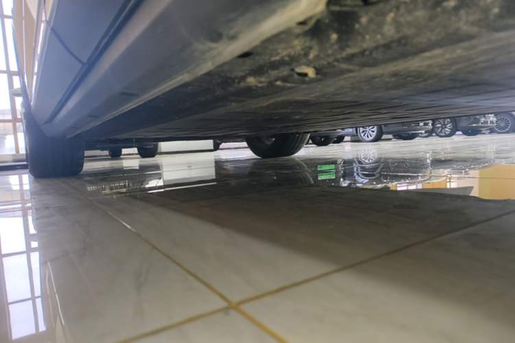 Used Leapmotor C11 2026 All-Electric 640 LiDAR Prestige Edition Left Side Sill