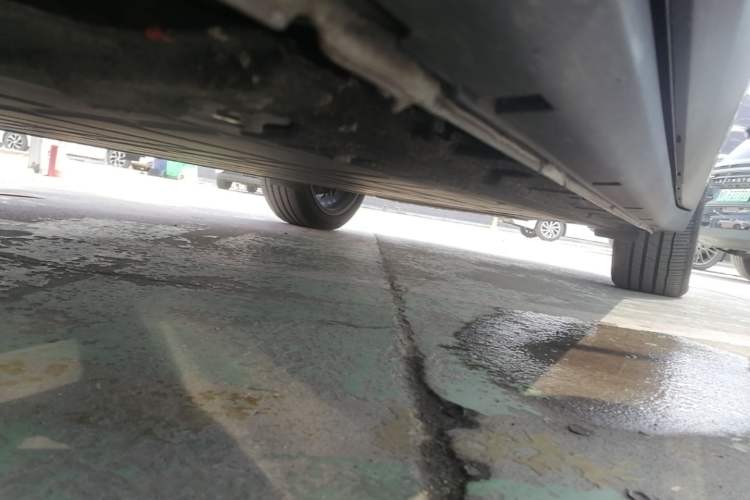 Used Leapmotor C11 2026 All-Electric 640 LiDAR Prestige Edition Left Side Sill