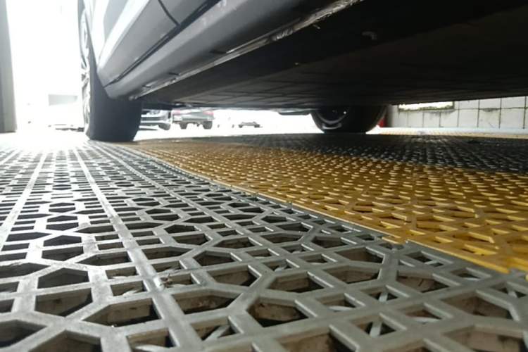 Used Leapmotor C11 2026 All-Electric 640 LiDAR Prestige Edition Left Side Sill