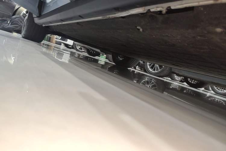 Used Leapmotor C11 2026 All-Electric 640 LiDAR Prestige Edition Left Side Sill