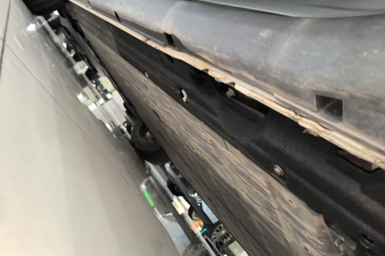 Used Leapmotor C11 2026 All-Electric 640 LiDAR Prestige Edition Left Side Sill