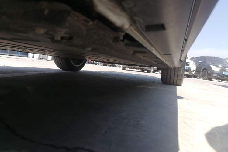 Used Leapmotor C11 2026 All-Electric 640 LiDAR Prestige Edition Left Side Sill