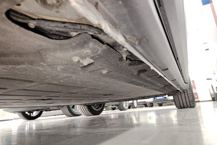 Used Leapmotor C11 2026 All-Electric 640 LiDAR Prestige Edition Left Side Sill