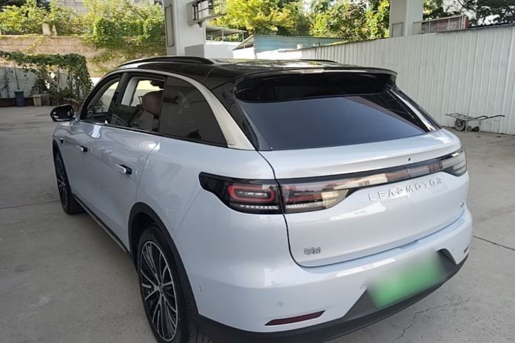 Used Leapmotor C11 2026 All-Electric 640 LiDAR Prestige Edition Rear Left 45 Deg