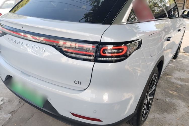 Used Leapmotor C11 2026 All-Electric 640 LiDAR Prestige Edition Rear Right 45 Deg