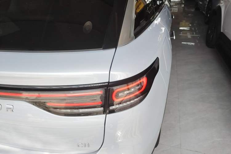 Used Leapmotor C11 2026 All-Electric 640 LiDAR Prestige Edition Right Rear Taillight