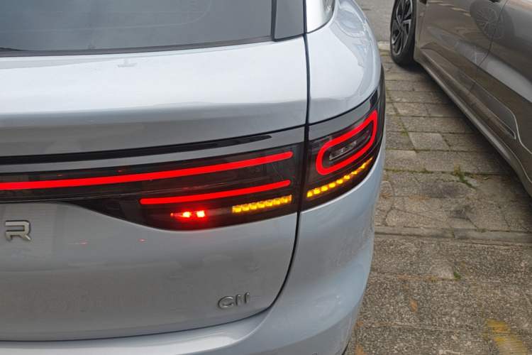 Used Leapmotor C11 2026 All-Electric 640 LiDAR Prestige Edition Right Rear Taillight