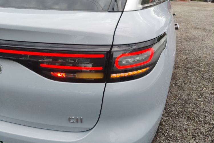 Used Leapmotor C11 2026 All-Electric 640 LiDAR Prestige Edition Right Rear Taillight