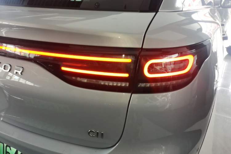 Used Leapmotor C11 2026 All-Electric 640 LiDAR Prestige Edition Right Rear Taillight
