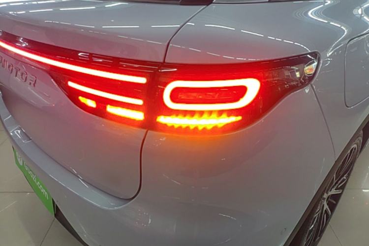 Used Leapmotor C11 2026 All-Electric 640 LiDAR Prestige Edition Right Rear Taillight
