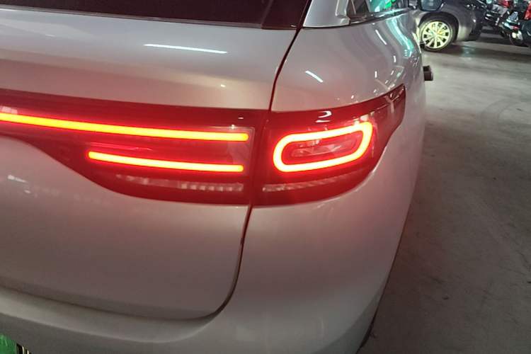 Used Leapmotor C11 2026 All-Electric 640 LiDAR Prestige Edition Right Rear Taillight