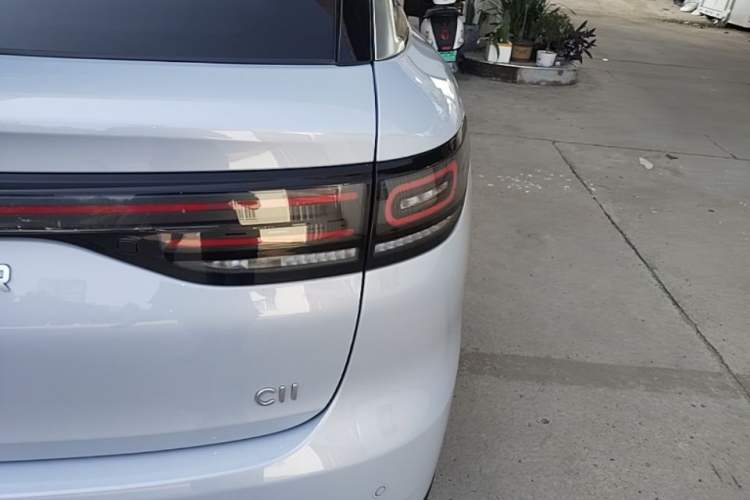 Used Leapmotor C11 2026 All-Electric 640 LiDAR Prestige Edition Right Rear Taillight