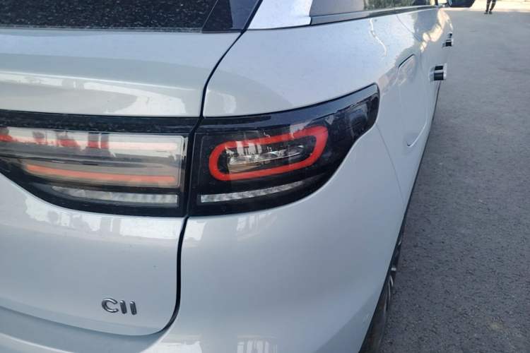 Used Leapmotor C11 2026 All-Electric 640 LiDAR Prestige Edition Right Rear Taillight