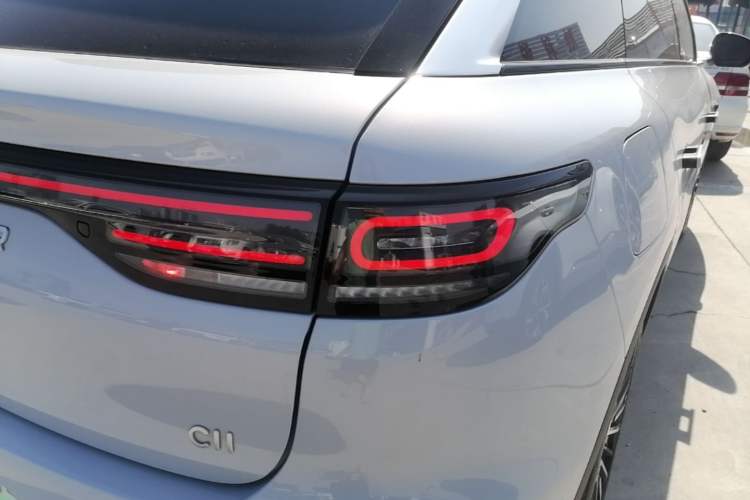 Used Leapmotor C11 2026 All-Electric 640 LiDAR Prestige Edition Right Rear Taillight