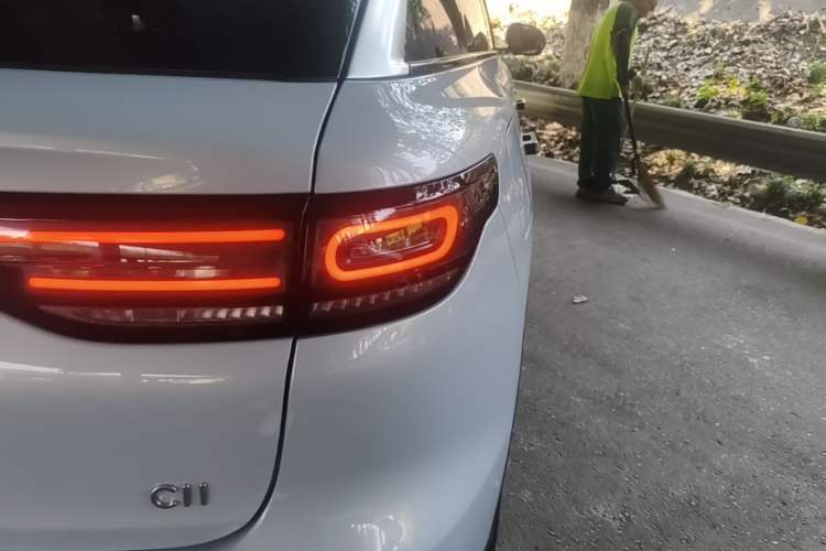 Used Leapmotor C11 2026 All-Electric 640 LiDAR Prestige Edition Right Rear Taillight
