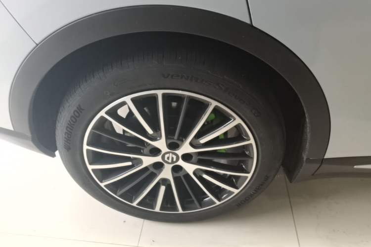 Used Leapmotor C11 2026 All-Electric 640 LiDAR Prestige Edition Right Rear Wheel Hub