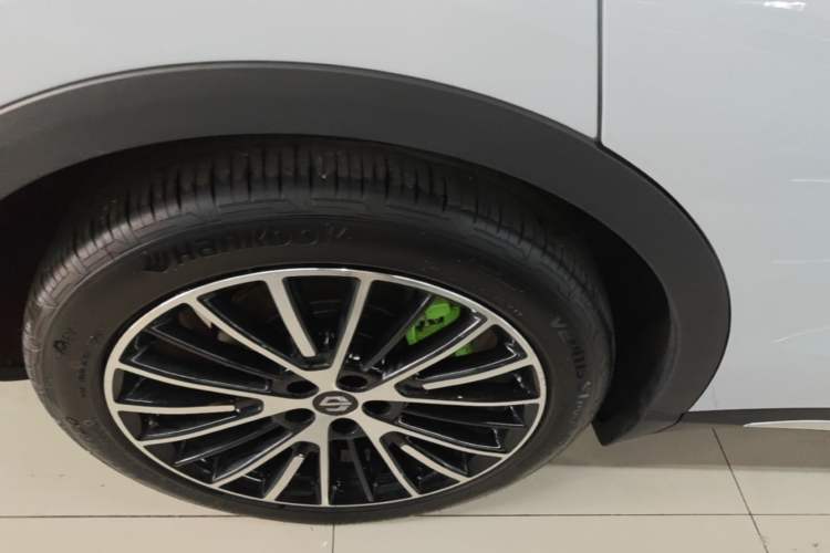 Used Leapmotor C11 2026 All-Electric 640 LiDAR Prestige Edition Right Rear Wheel Hub
