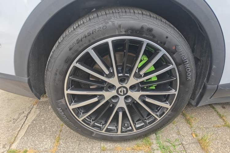 Used Leapmotor C11 2026 All-Electric 640 LiDAR Prestige Edition Right Rear Wheel Hub