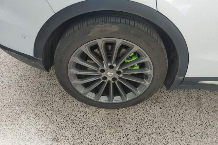 Used Leapmotor C11 2026 All-Electric 640 LiDAR Edition Right Rear Wheel Hub