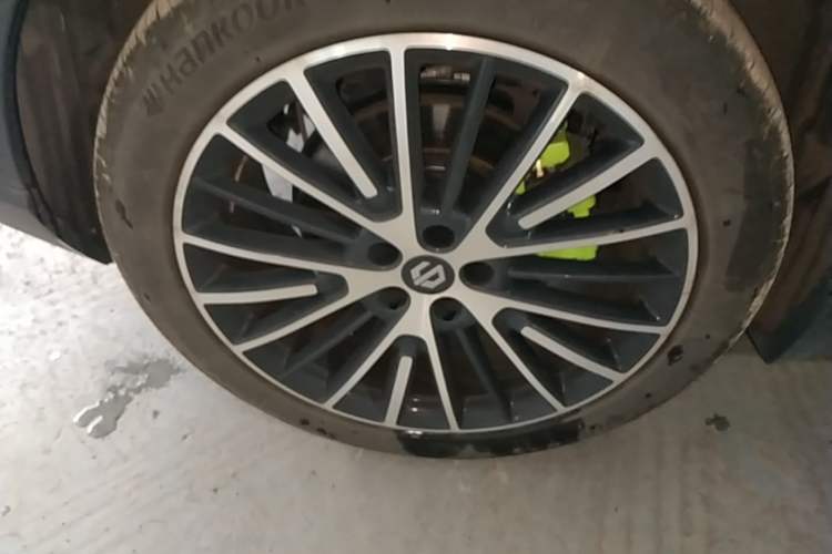 Used Leapmotor C11 2026 All-Electric 640 LiDAR Prestige Edition Right Rear Wheel Hub