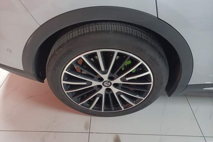 Used Leapmotor C11 2026 All-Electric 640 LiDAR Prestige Edition Right Rear Wheel Hub