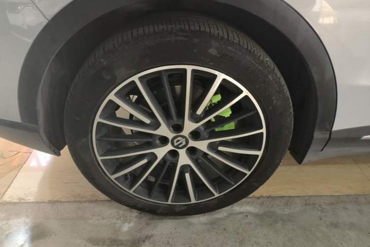 Used Leapmotor C11 2026 All-Electric 640 LiDAR Prestige Edition Right Rear Wheel Hub