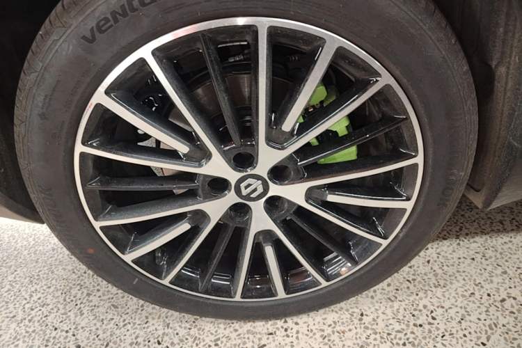 Used Leapmotor C11 2026 All-Electric 640 LiDAR Prestige Edition Right Rear Wheel Hub