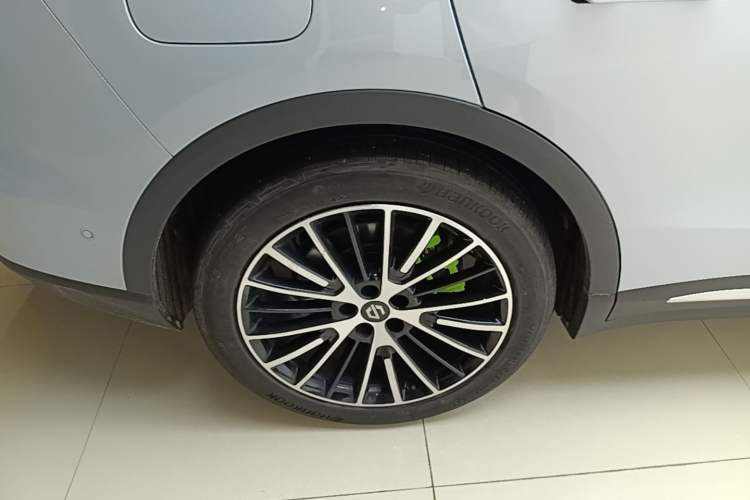 Used Leapmotor C11 2026 All-Electric 640 LiDAR Prestige Edition Right Rear Wheel Hub